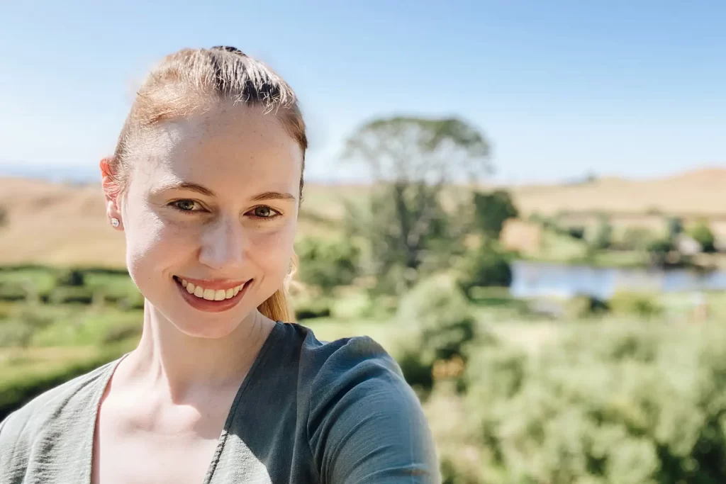 Elle McFadzean at Hobbiton Movie Set.