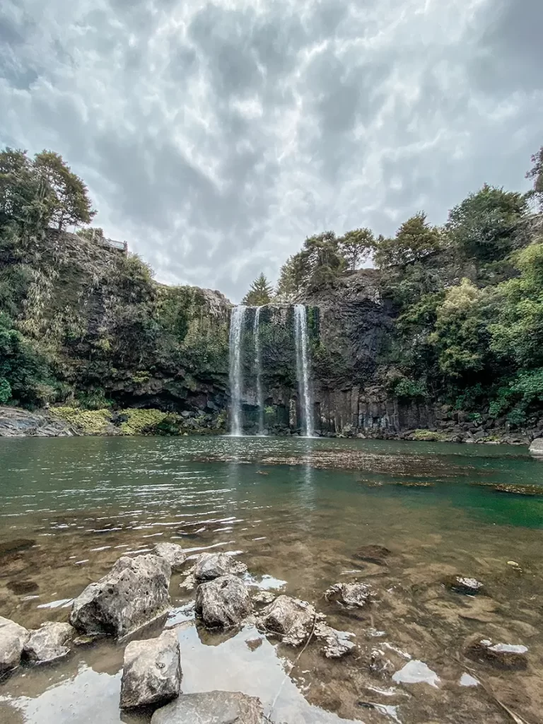 Waterfall on a cloudy day.